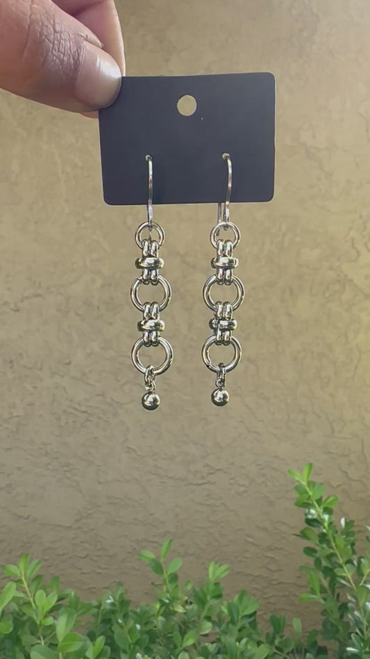 Chain link earrings